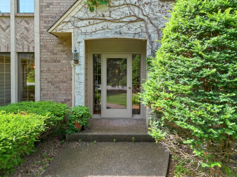 7890 Guild Court, Apple Valley, MN 55124 - #2