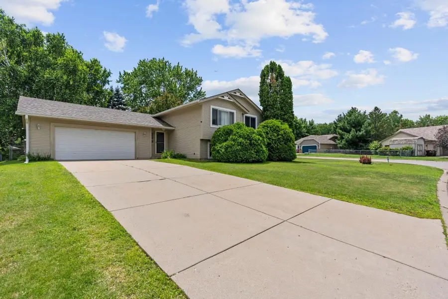 7581 23rd Street N, Oakdale, MN 55128 - #2