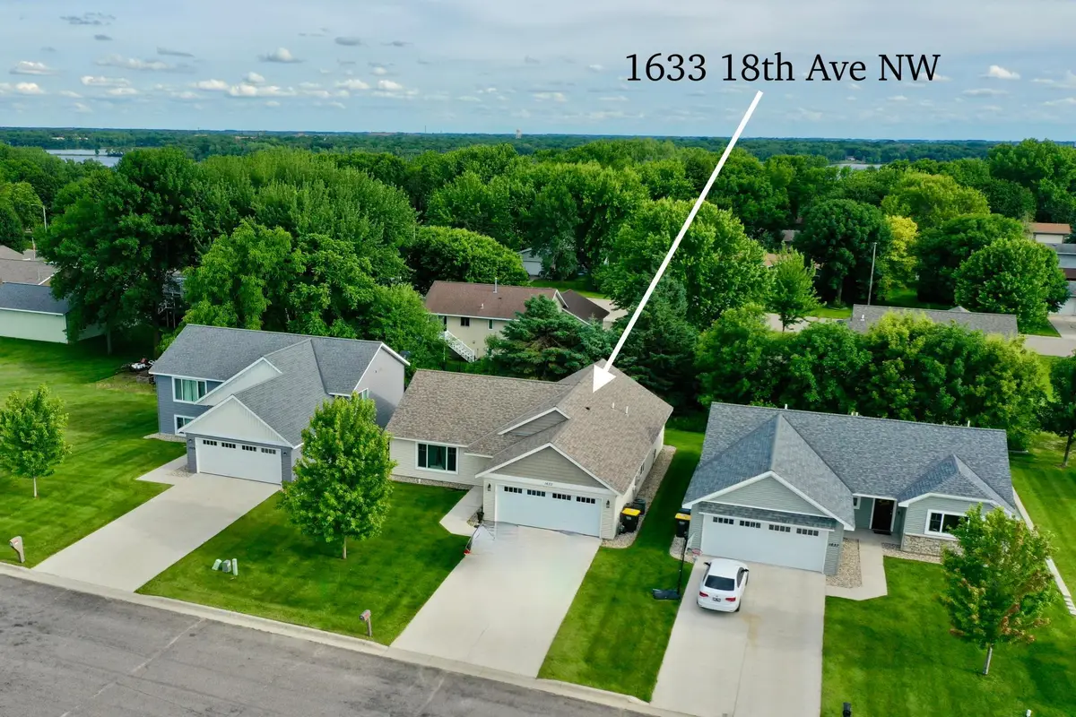 1633 18th Avenue Nw, Willmar, MN 56201 - #1