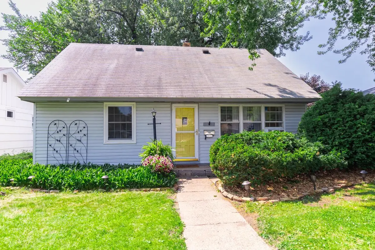 2024 Itasca Avenue, Saint Paul, MN 55116 - #1