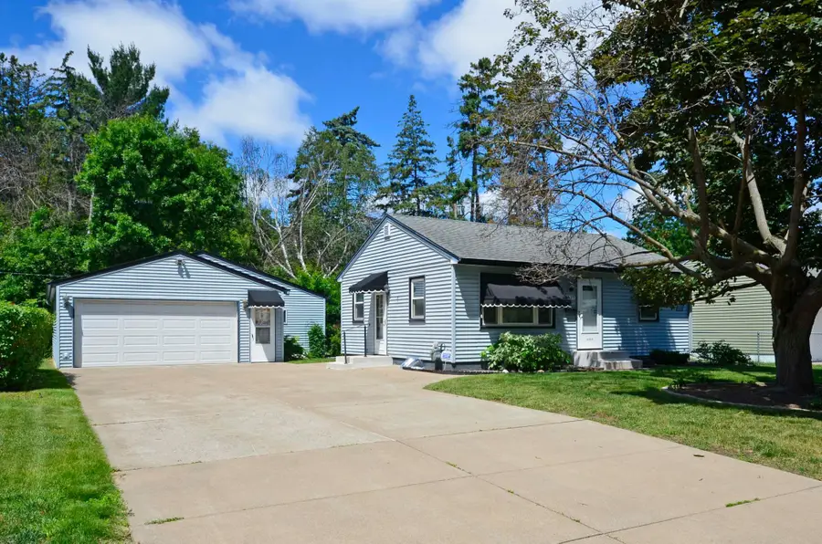 4639 Colorado Avenue N, Crystal, MN 55422 - #3
