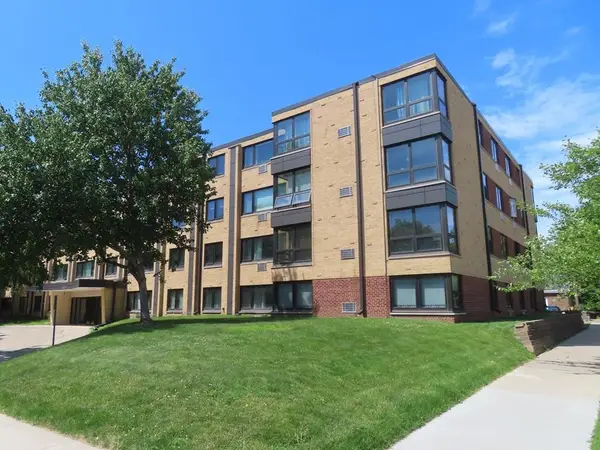 2500 Blaisdell Avenue #211, Minneapolis, MN 55404