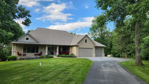 1187 105th Street E, Inver Grove Heights, MN 55077
