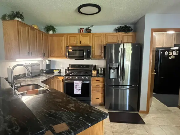 7798 Palisades Avenue Ne, Otsego, MN 55330