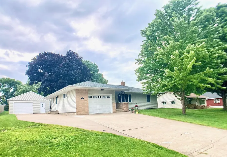 457 Division Street, Gaylord, MN 55334 - #2