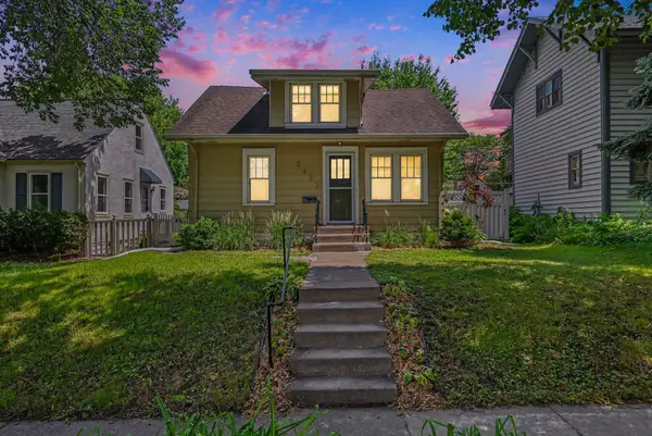 2623 Mckinley Street Ne, Minneapolis, MN 55418