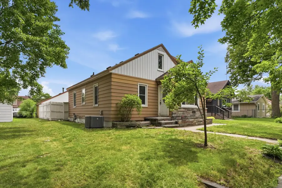 108 21st Avenue N, Saint Cloud, MN 56303 - #2