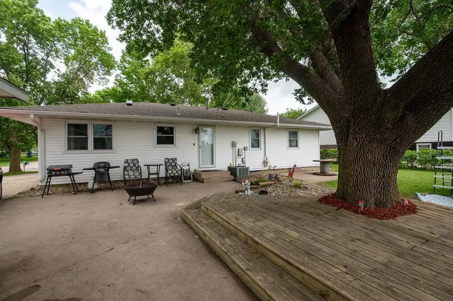 2813 12 Avenue Nw, Willmar, MN 56201 - #3