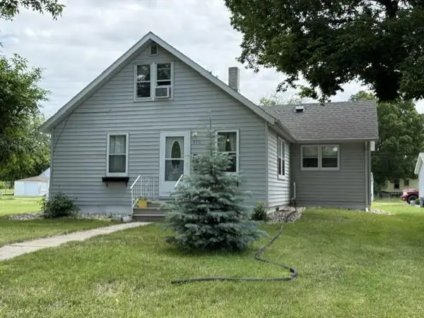 316 Oak Street, Breckenridge, MN 56520