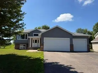 9155 Fairway Hill Drive, Elko New Market, MN 55020