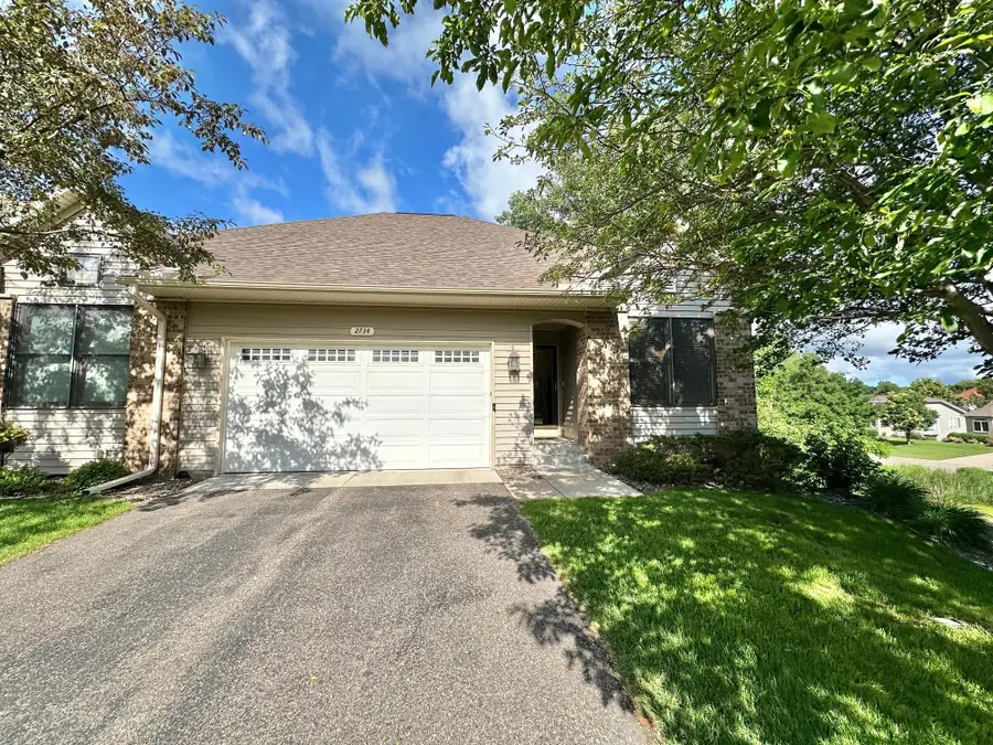 2734 Lindsey Court, New Brighton, MN 55112 - #2