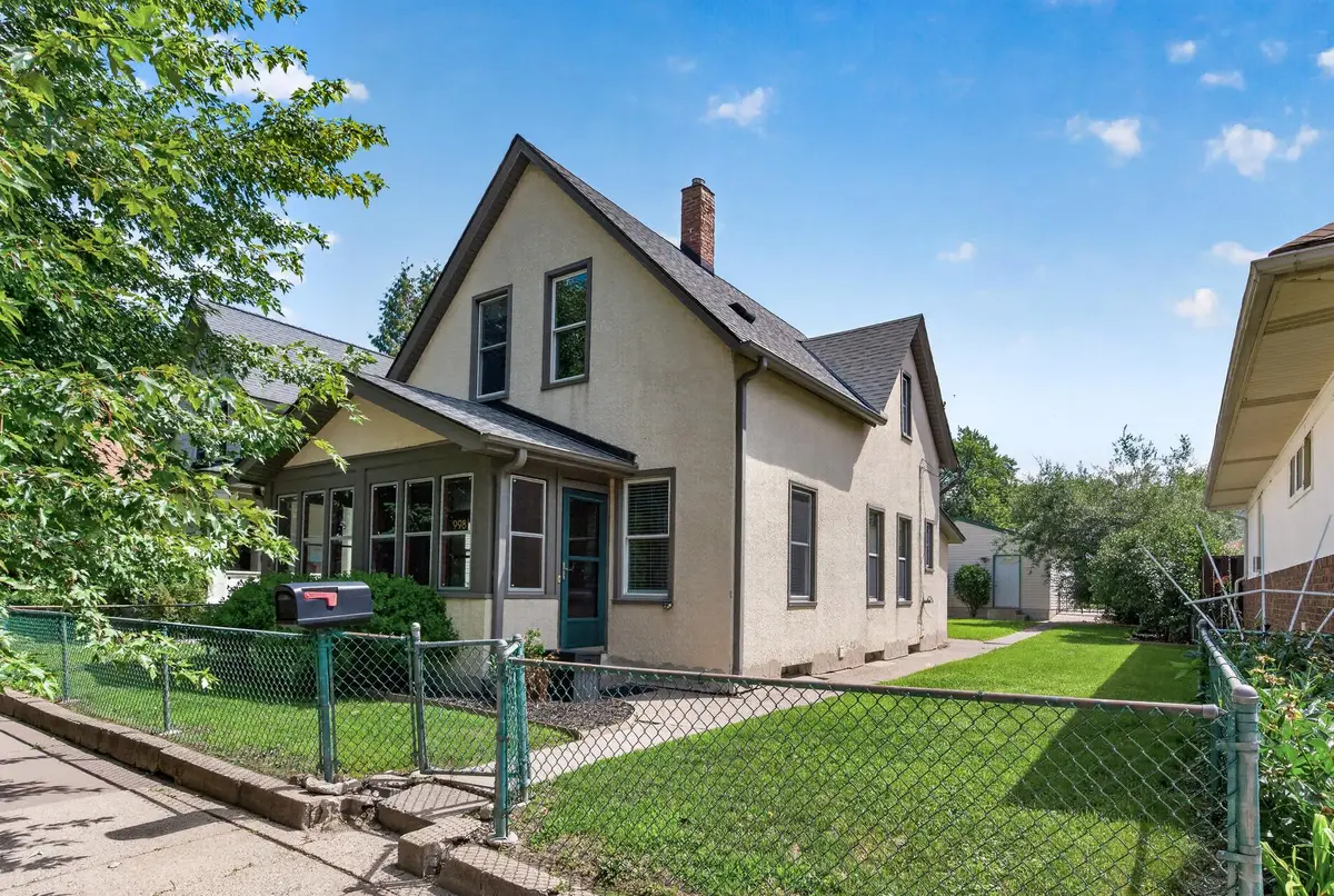 998 Woodbridge Street, Saint Paul, MN 55117 - #1