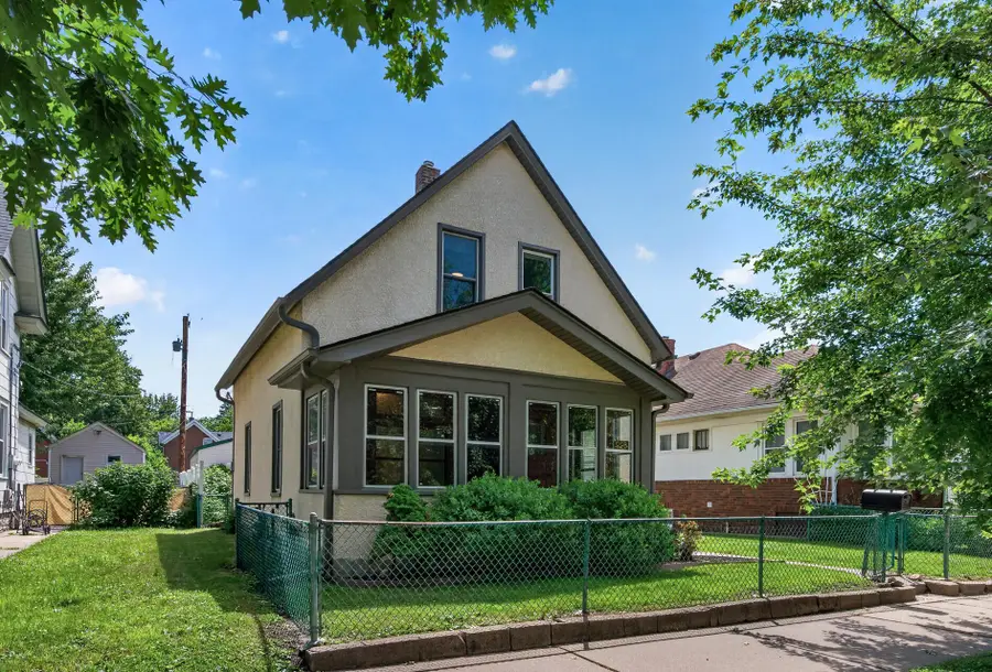 998 Woodbridge Street, Saint Paul, MN 55117 - #3
