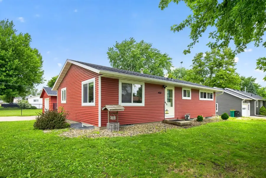 403 3rd Avenue Ne, Byron, MN 55920 - #2