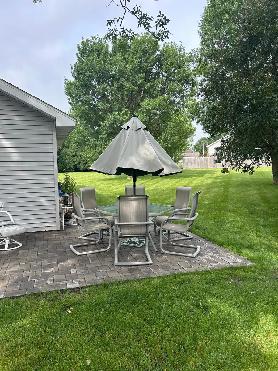 2532 7th Avenue Se, Willmar, MN 56201 - #3