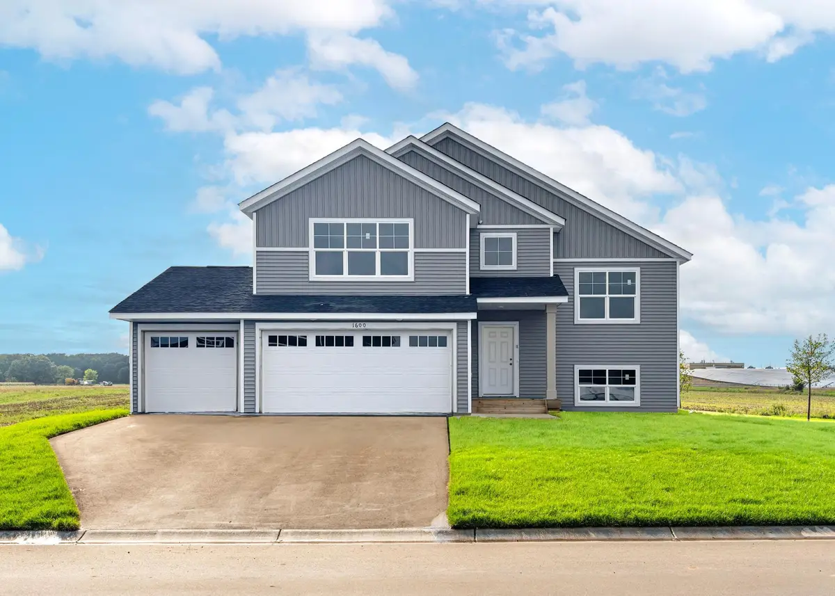 4710 2nd Street Court Ne, Saint Cloud, MN 56304 - #1