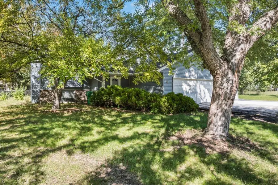 6781 Brunswick Avenue N, Brooklyn Park, MN 55429 - #2