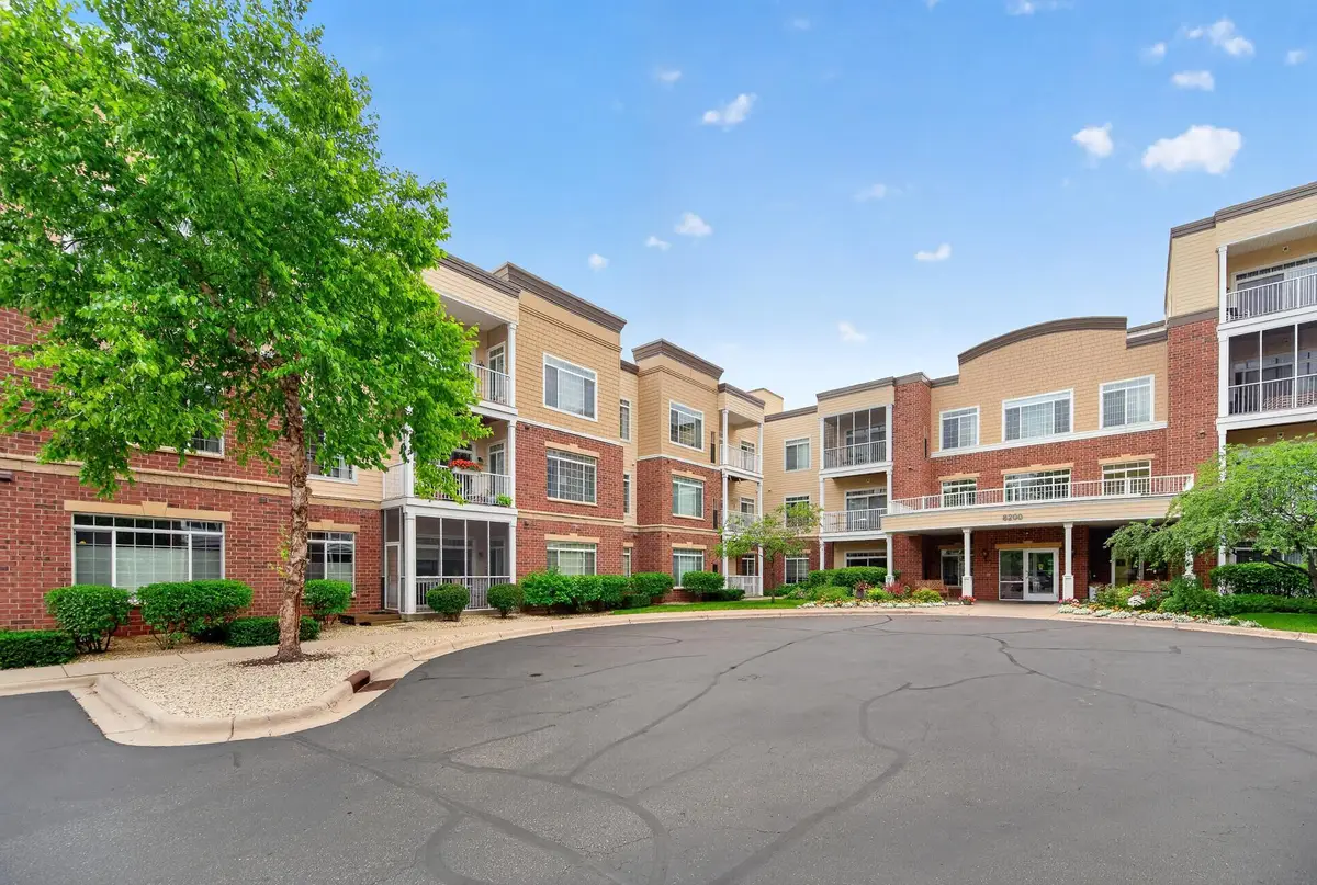 8200 W 33rd Street #323, Saint Louis Park, MN 55426 - #1