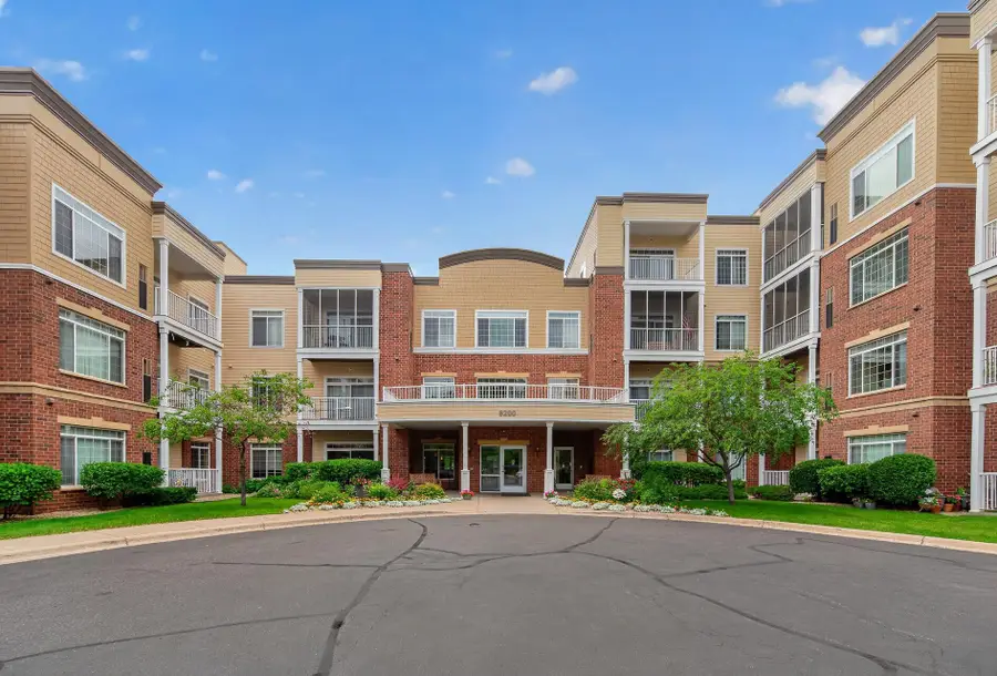 8200 W 33rd Street #323, Saint Louis Park, MN 55426 - #3