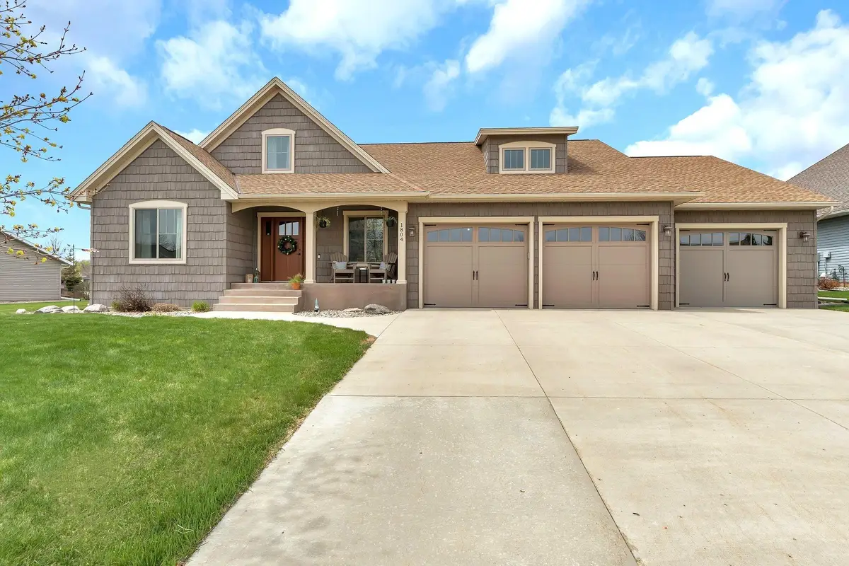 1804 4th Street Ne, Willmar, MN 56201 - #1