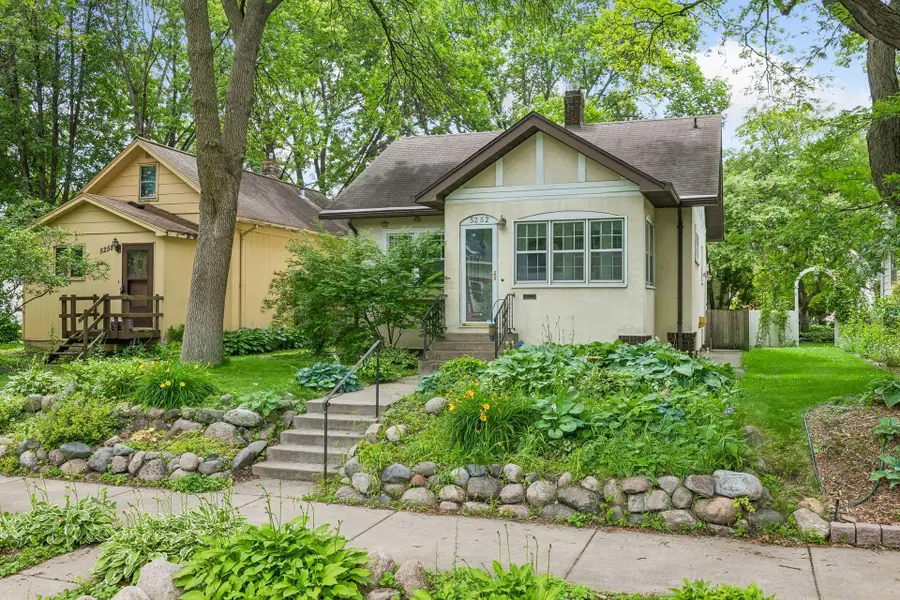 5252 43rd Avenue S, Minneapolis, MN 55417 - #2