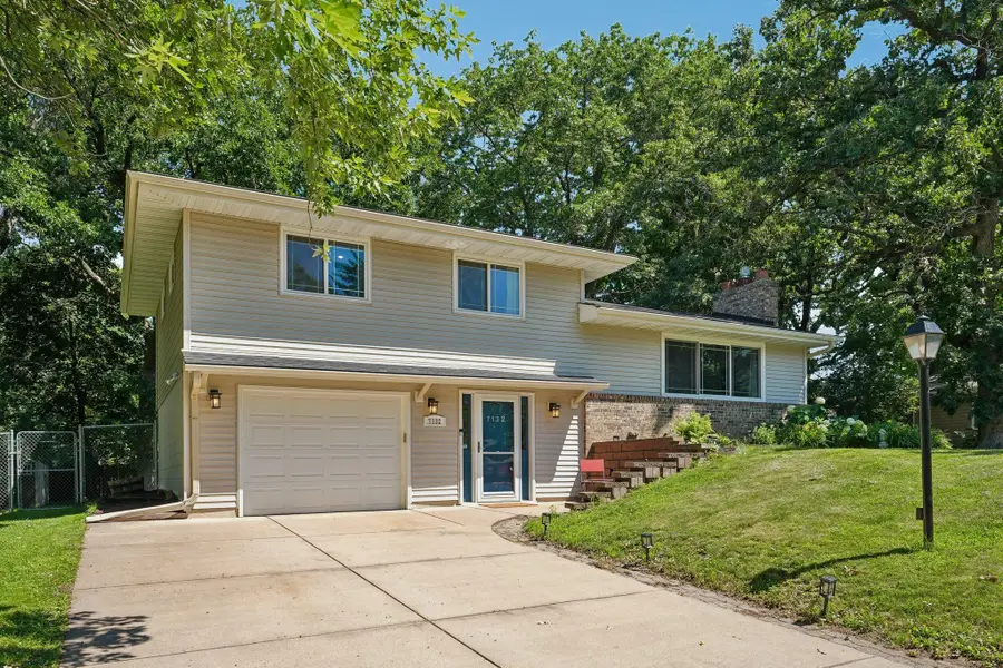 7132 Courtly Road, Woodbury, MN 55125 - #3