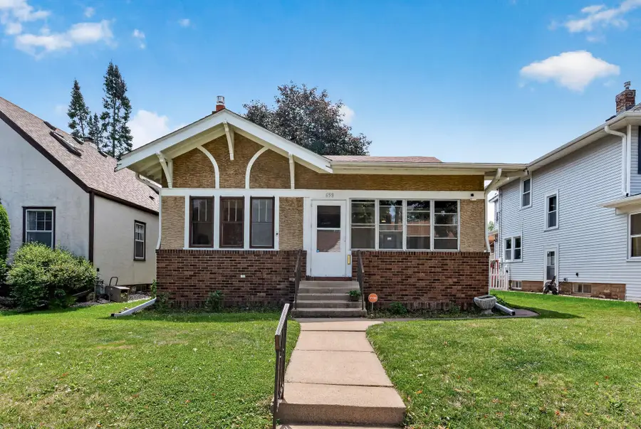 658 Nebraska Avenue E, Saint Paul, MN 55106 - #3