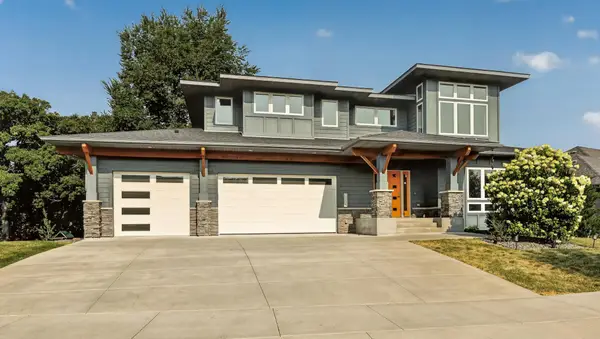 4275 Stone Crest Lane Ne, Rochester, MN 55906
