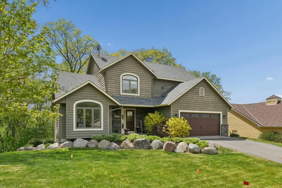 12054 Gantry Lane, Apple Valley, MN 55124 - #2