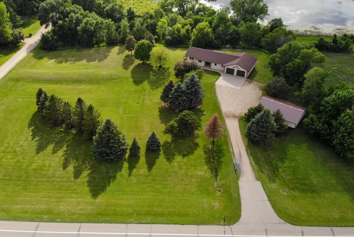 1800 30 Street Nw, Willmar, MN 56201 - #1