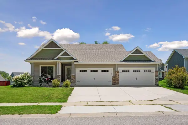 2157 Maple Street Sw, Howard Lake, MN 55349