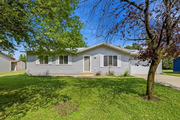 645 School Road Nw, Hutchinson, MN 55350