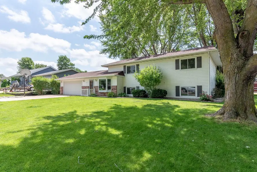 211 Holly Lane, Janesville, MN 56048 - #3