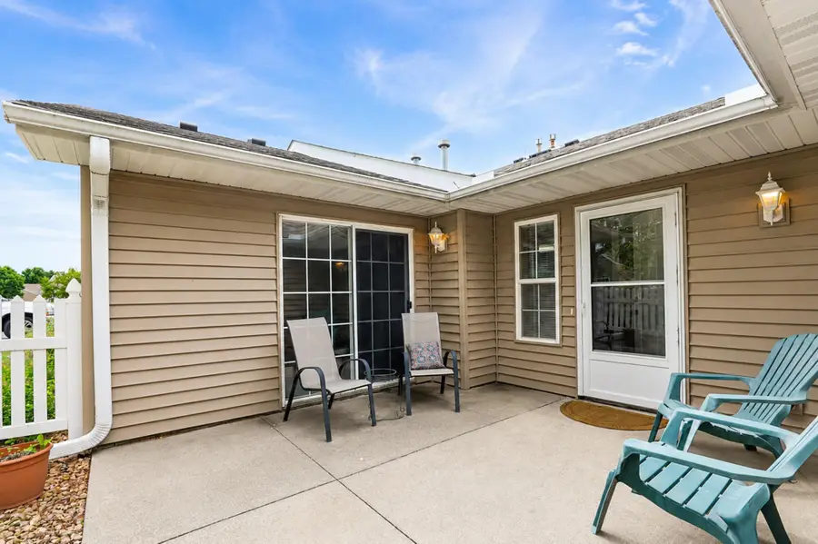 2102 Oak Tree Lane #A, Austin, MN 55912 - #2