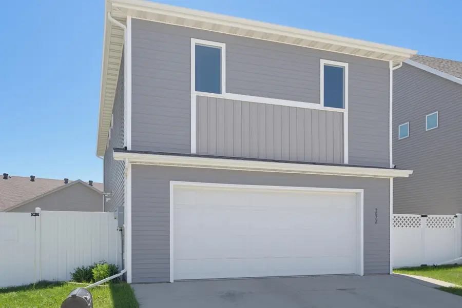 5072 43rd Avenue S, Fargo, ND 58104 - #2
