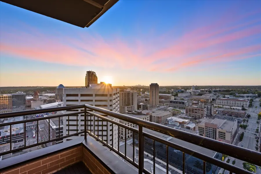 168 6th Street E #3501/3506, Saint Paul, MN 55101 - #3