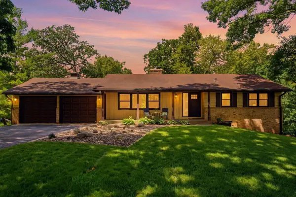 215 Union Terrace Lane N, Plymouth, MN 55441