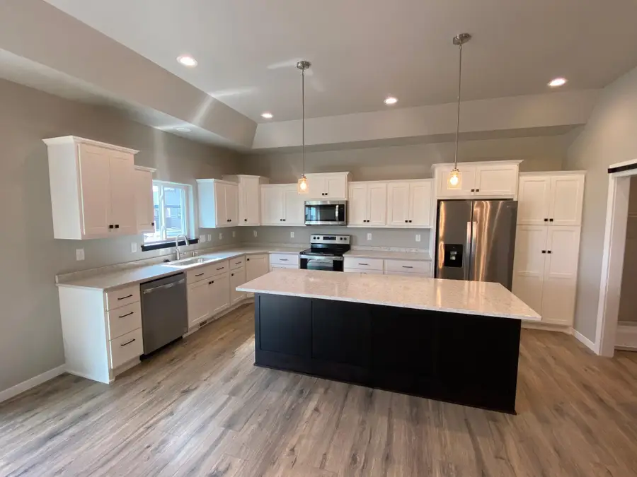 116 18th Street Se, Barnesville, MN 56514 - #3