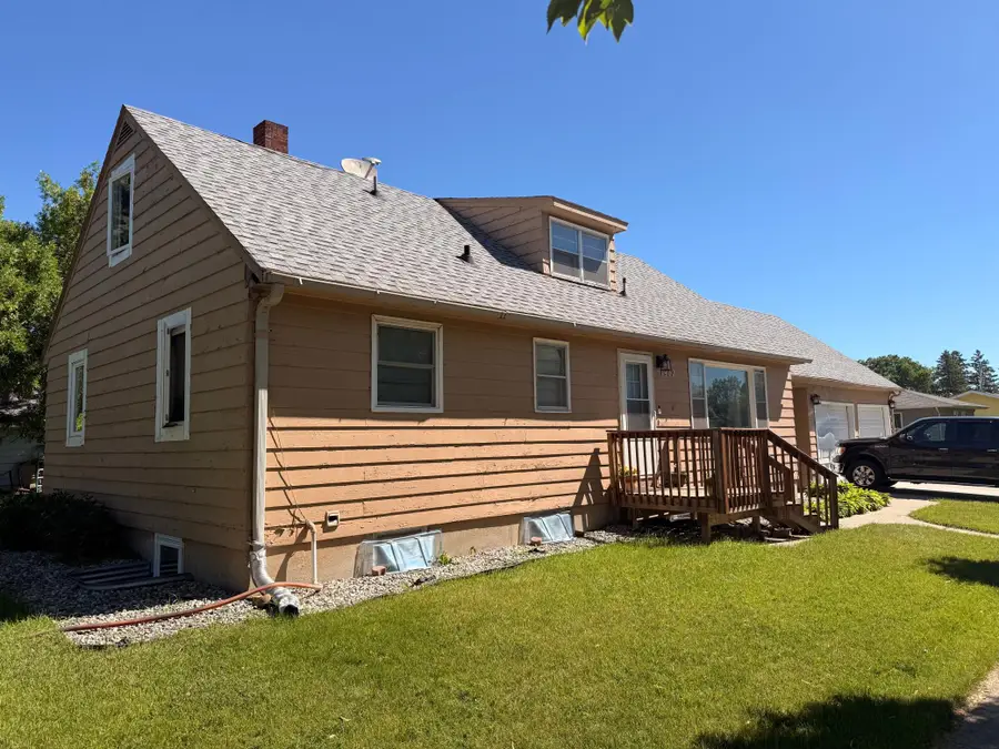 1902 8th Avenue N, Moorhead, MN 56560 - #3