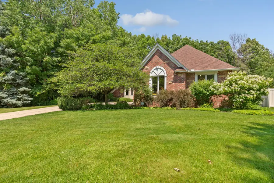 704 Legacy Court, Faribault, MN 55021 - #3