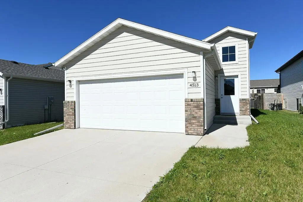 4513 17 Street S, Moorhead, MN 56560 - #1