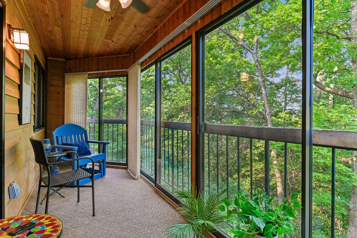 6085 Rowland Road #207, Minnetonka, MN 55343 - #1