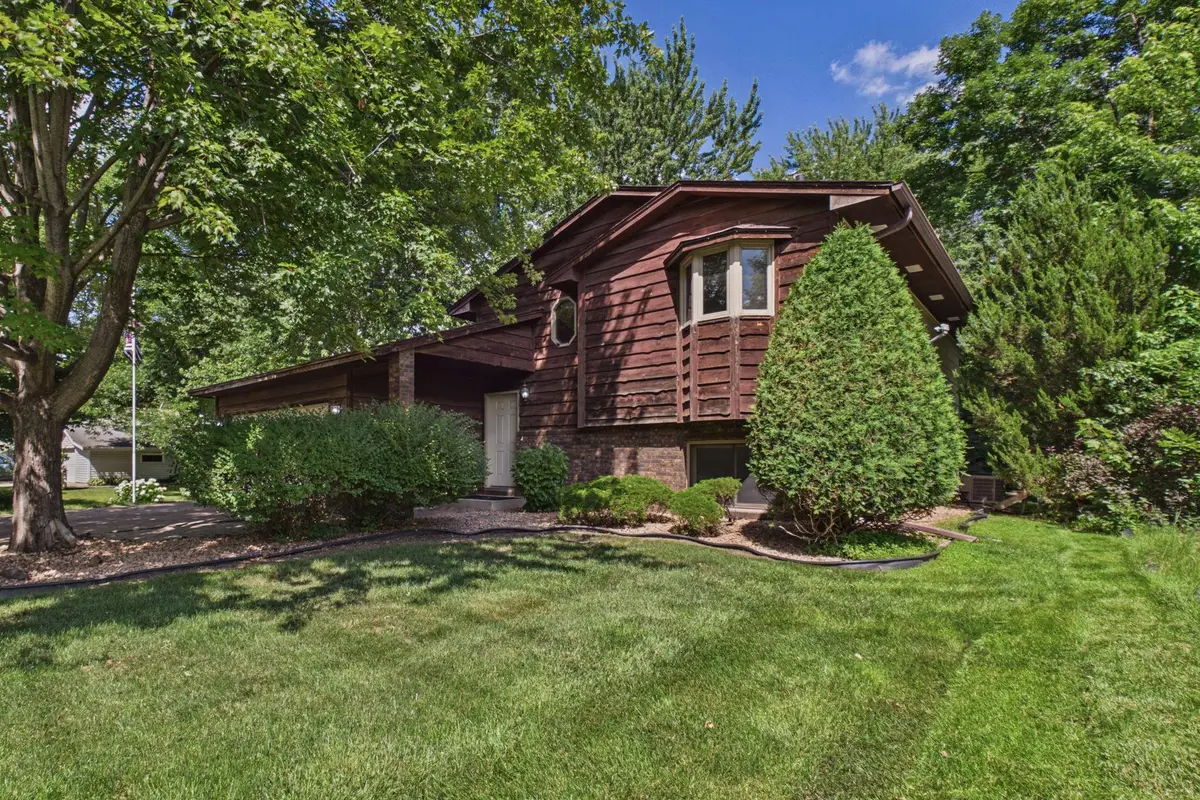 9194 Goldenrod Lane N, Maple Grove, MN 55369 - #1