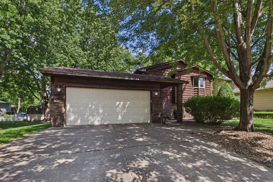 9194 Goldenrod Lane N, Maple Grove, MN 55369 - #2