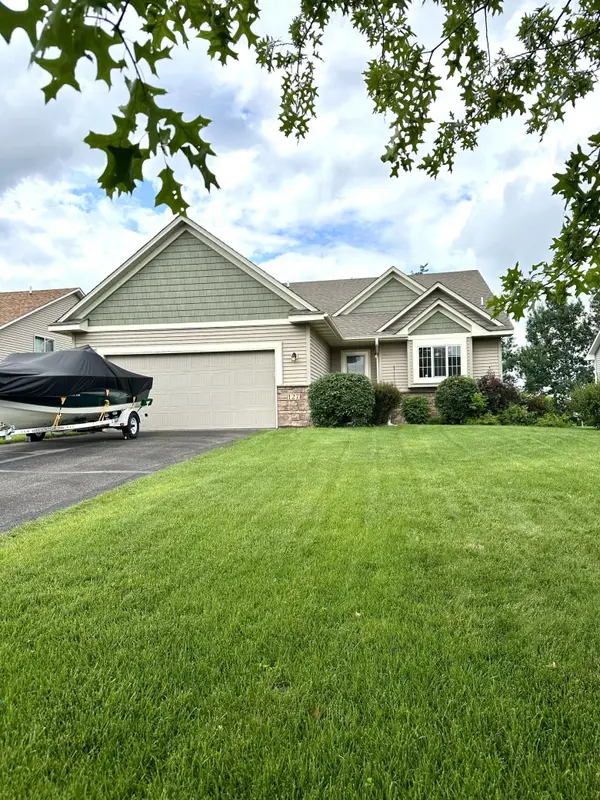 127 Robinson Drive, Circle Pines, MN 55014