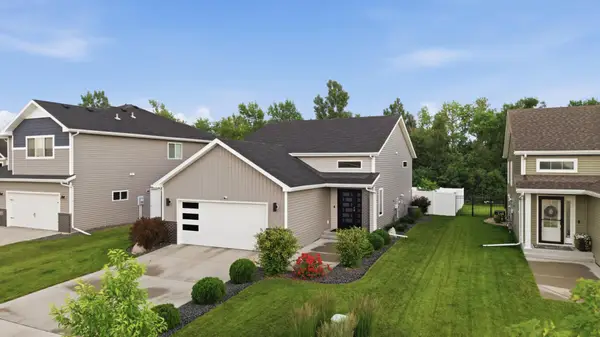 5848 Deb Drive W, West Fargo, ND 58078