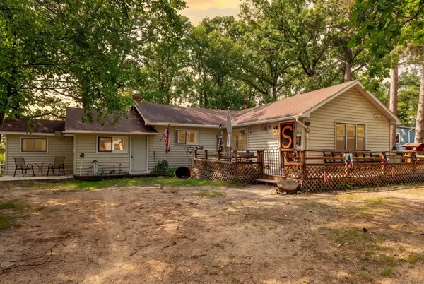 213 3rd Street N, Hackensack, MN 56452