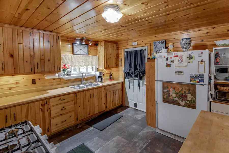 213 3rd Street N, Hackensack, MN 56452 - #2