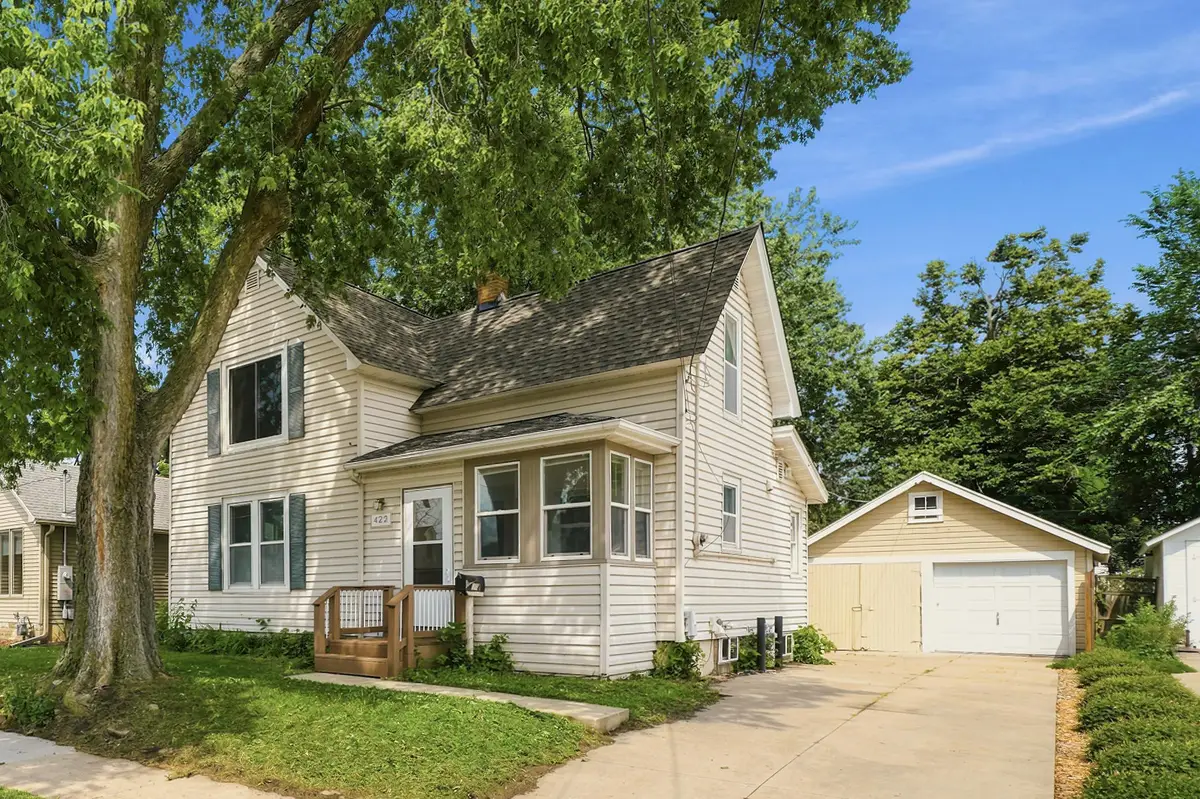 422 10th Avenue Se, Rochester, MN 55904 - #1