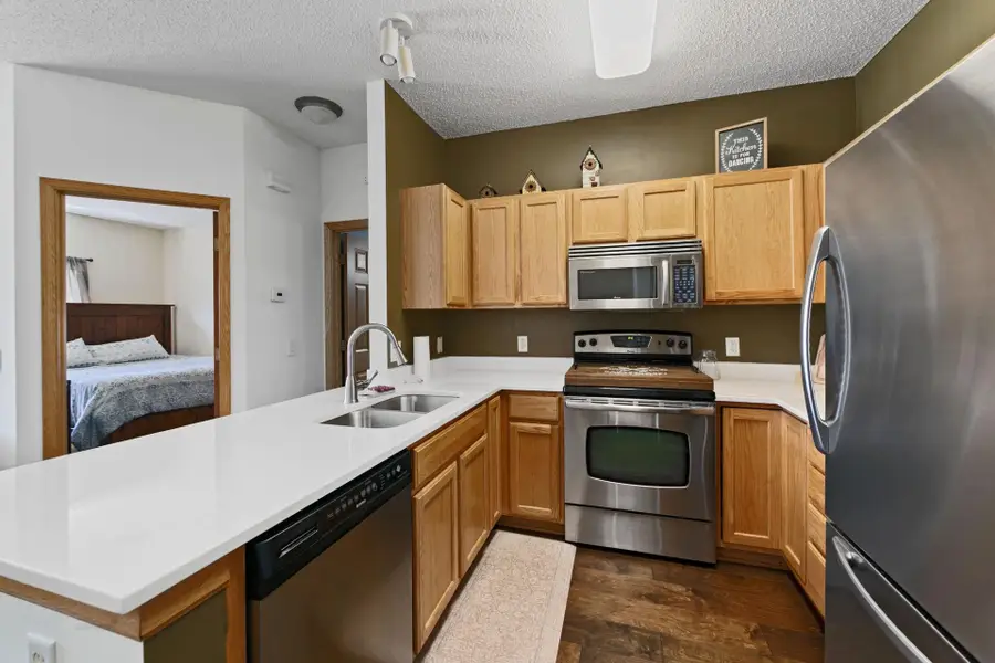 7422 Timber Crest Drive S, Cottage Grove, MN 55016 - #2
